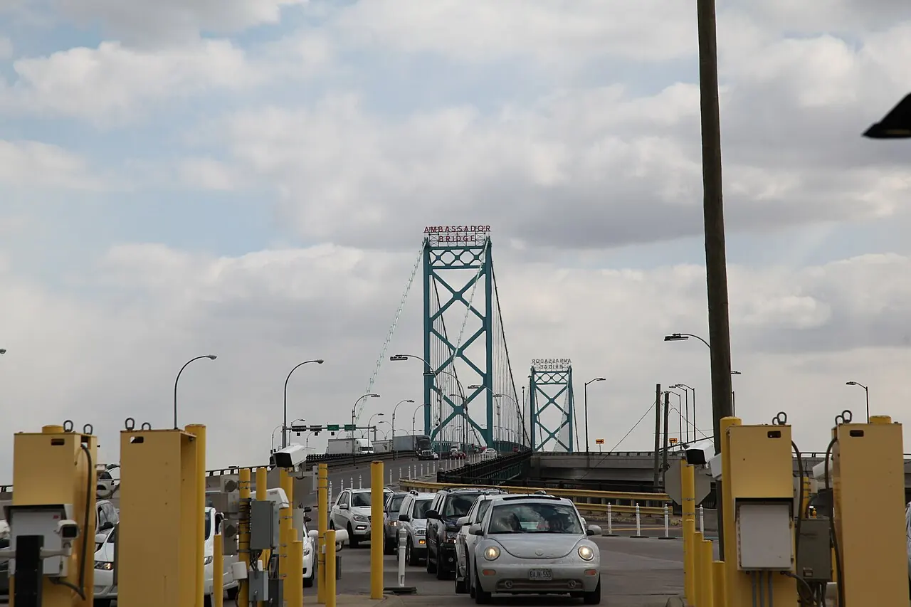 Vehicles at the U.S. Ambassador Bridge port of entry in Detroit